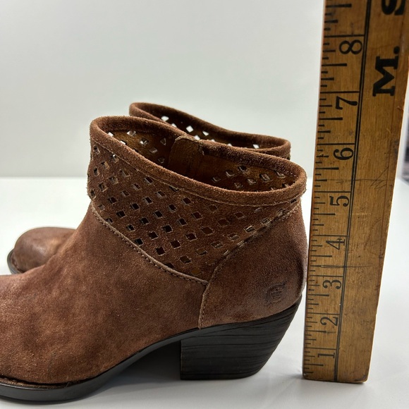 Born Women’s Size 8 Winema Brown Leather Ankle Zip Booties - Picture 5 of 11